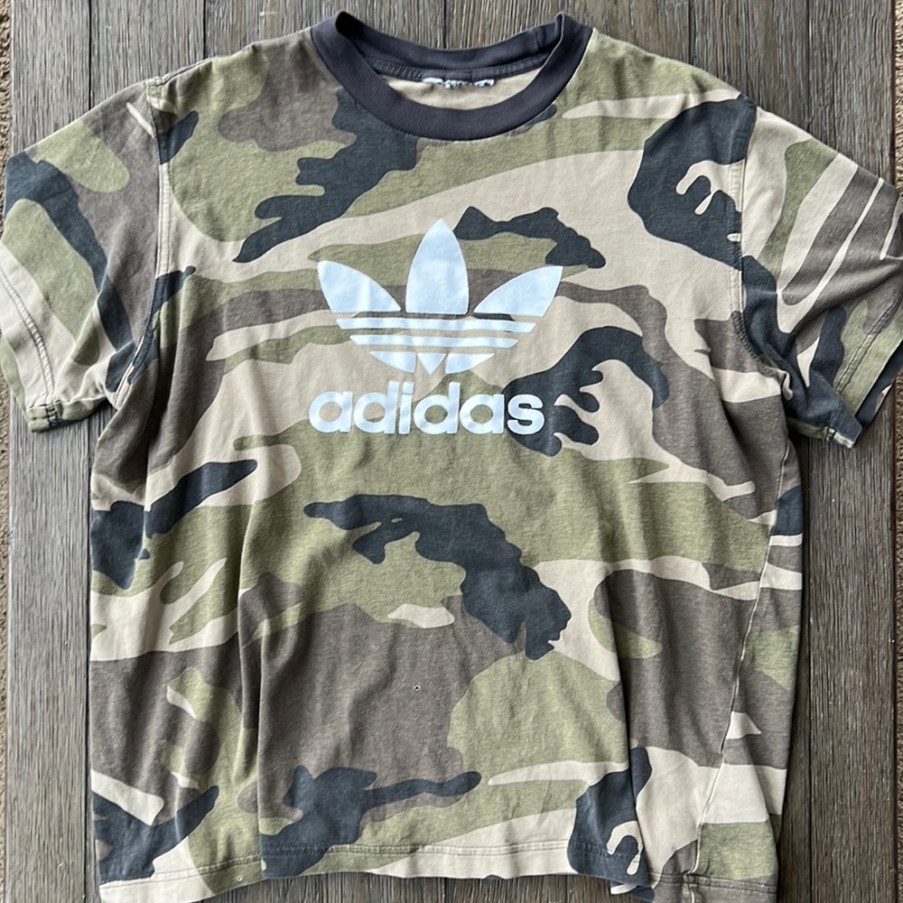 Mens Adidas medium shirt